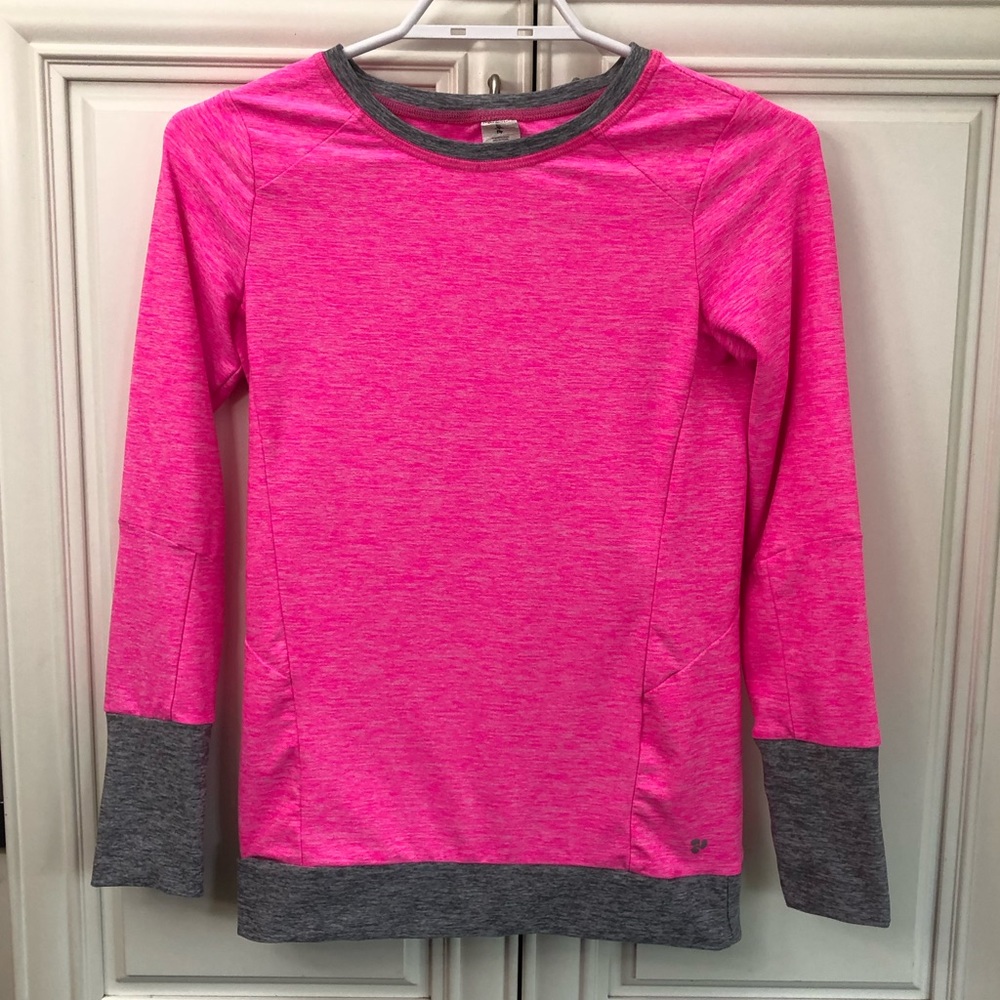 Triple Flip girl’s long sleeve shirt